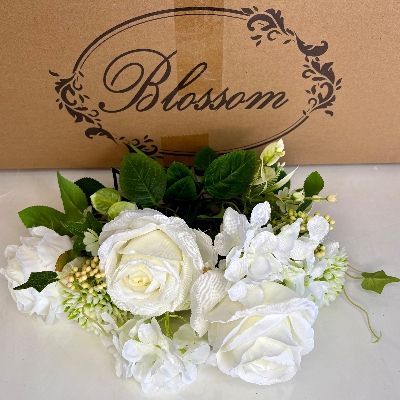 Ivory Rose & Berry Bush 45cm