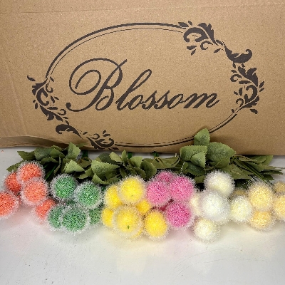 48 x Fluffy Pom Pom Bush