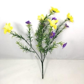 Narcissus And Purple Daisy Bush 35cm