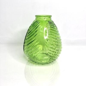 Emerald Green Leaf Vase 13cm