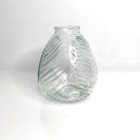 Clear Leaf Vase 13cm