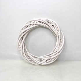 White Wicker Ring 25cm