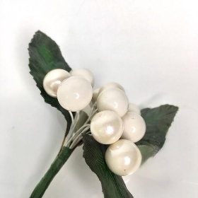 White Berry Cluster 11cm