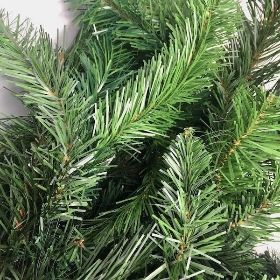 Green Deluxe Garland 275cm