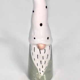 Green Ceramic Gonk 10.5cm