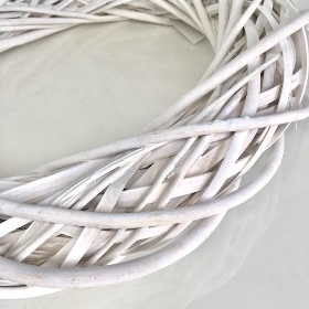 White Wicker Ring 35cm