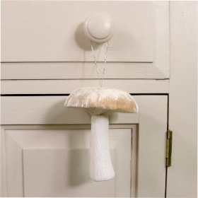 Cream Velvet Mushroom 12cm
