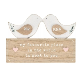 Love Story Mr & Mrs Plaque