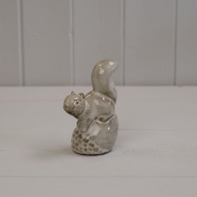 Squirrel On Pinecone 10cm