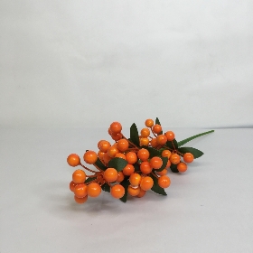 Berry & Leaf Bush 30cm