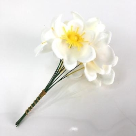 White Christmas Rose Pick x 100