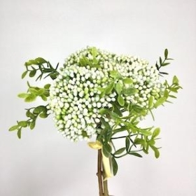 Ivory Berry And Foliage Bundle 28cm