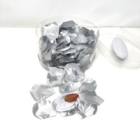 Silver Rose Petals x 150