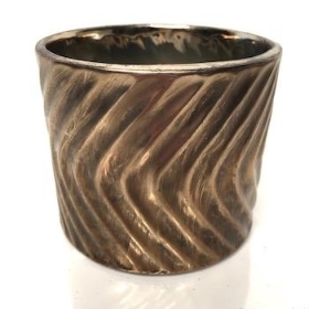 Gold Ribbed Metallic Pot 10cm