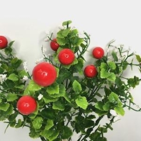 Red Berry And Gyp Bush 32cm