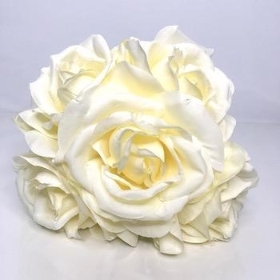 Ivory Rose Bundle 25cm 