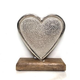 Metal Heart On Stand 17cm