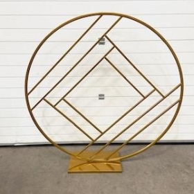 Gold Round Wedding Stand 148cm